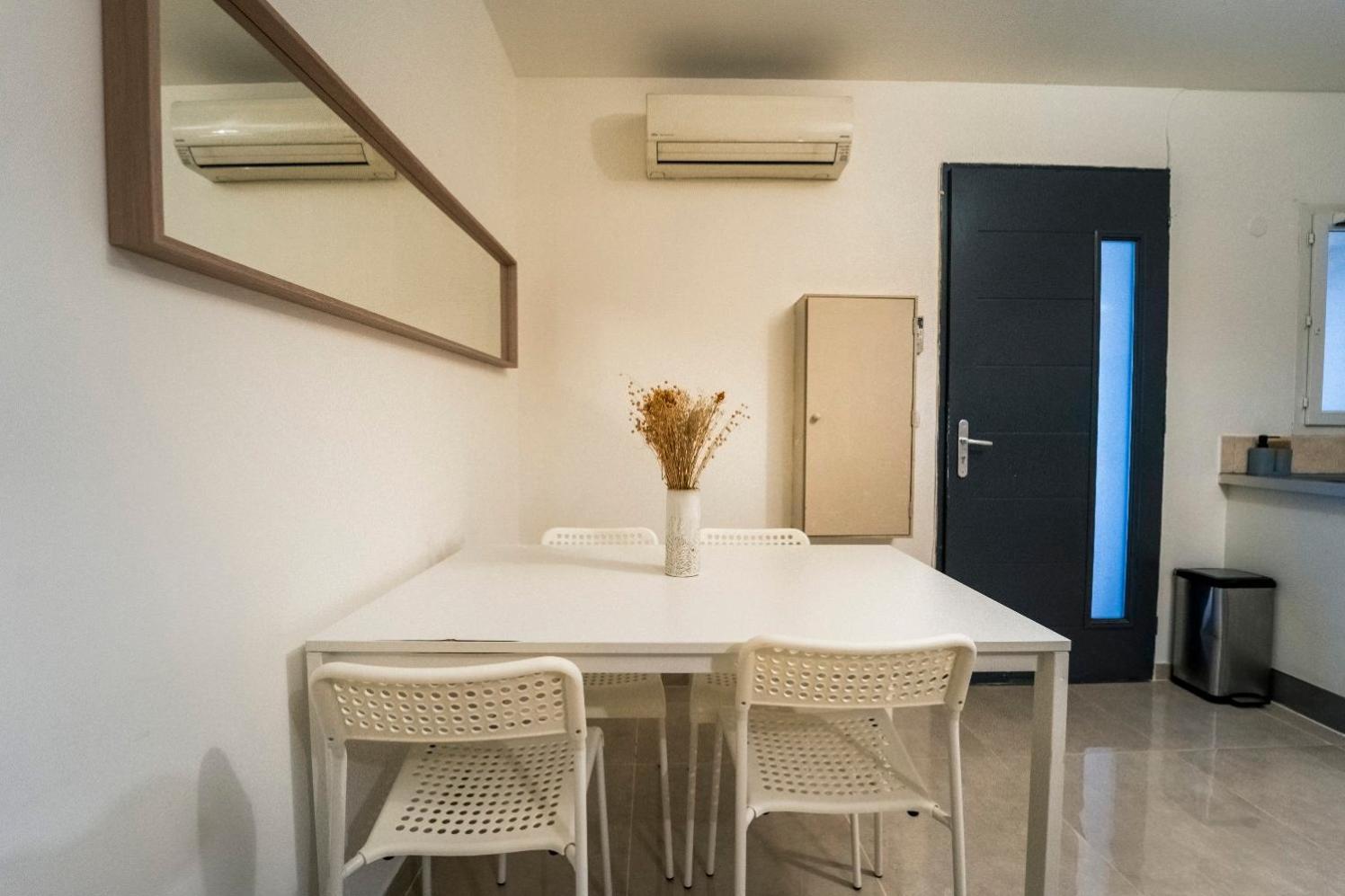 Appartement Des Carmes Nîmes Exterior foto